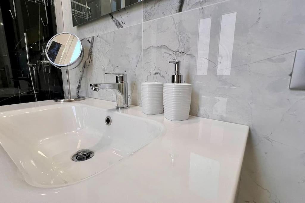 Urban House - Modern Flat Navigli Milan Center Leilighet Eksteriør bilde